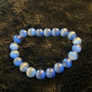 Glass bead bracelet, Cat eye beads